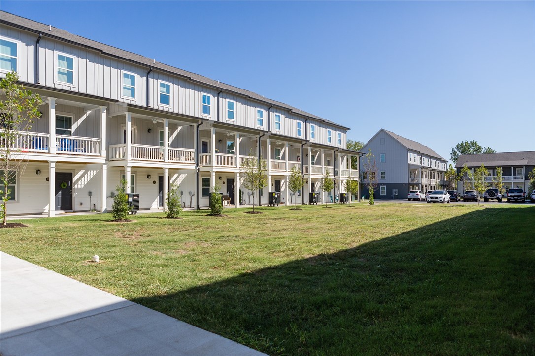 Mitchell Yards - Residential Lease