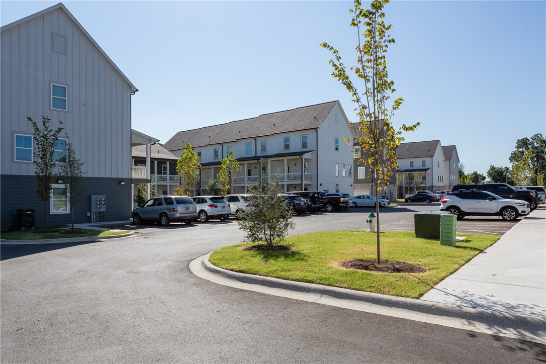 Mitchell Yards - Residential Lease