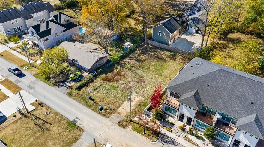 Prime Downtown Bentonville Arts District location!   Land is zoned DN-3 (Downtown High Density Residential up to 3 units).  Cleared Level Land - Ready to Build.   Be Near City Hall and The Ledger, along with easy Walk to all your favorites:   Skylight Cinema, Junto, Ladyslipper, Callisto, The Hub Bike Lounge, Stoic Brewing, Peddlers Pub, Crepes Paulette...the list just keeps growing and getting better!  Crosstown Trail takes you to our incredible downtown library and straight over to The Momentary, as well as connecting you to Arkansas Razorback north south trail!