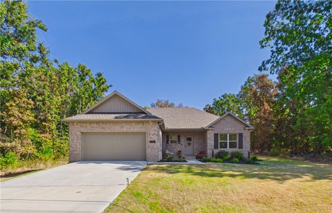 Photo of 54 Perth Drive, Bella Vista, AR 72715 (MLS # 1361365)