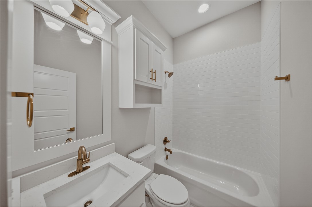 Crescent View - Residential