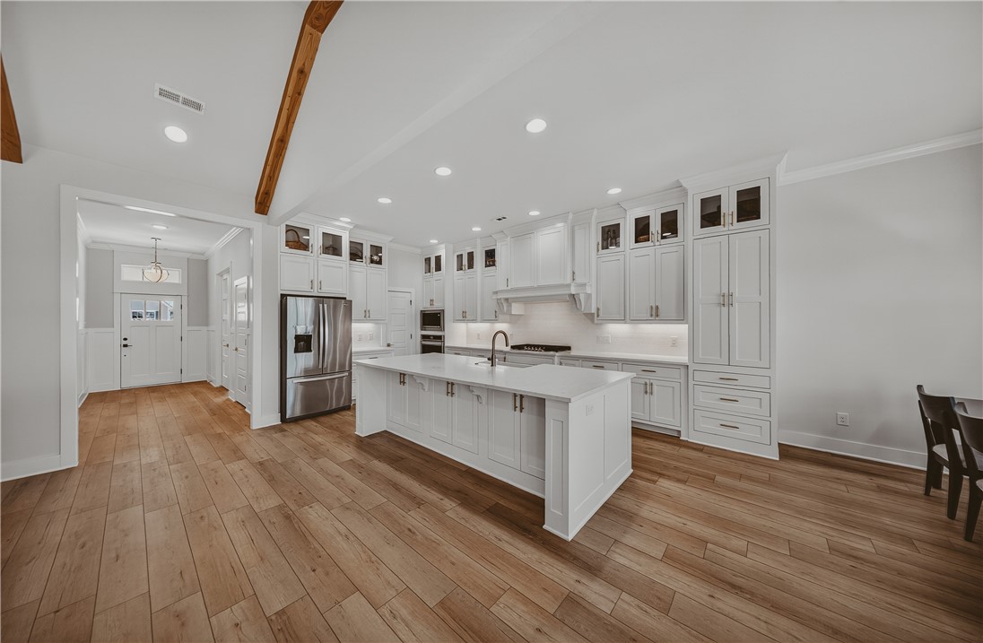 Crescent View - Residential