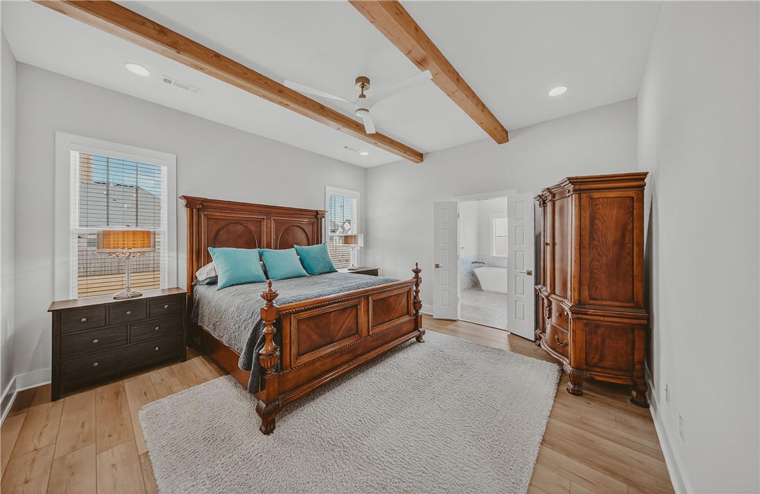 Crescent View - Residential