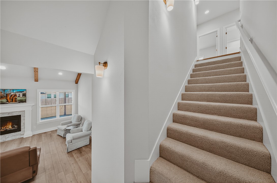 Crescent View - Residential