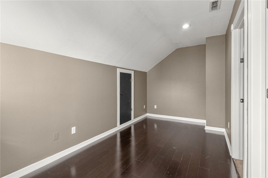 Champions Estates Rogers - Residential
