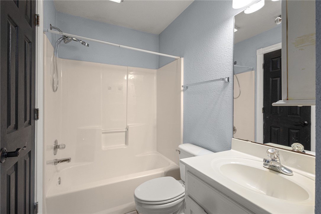 Champions Estates Rogers - Residential