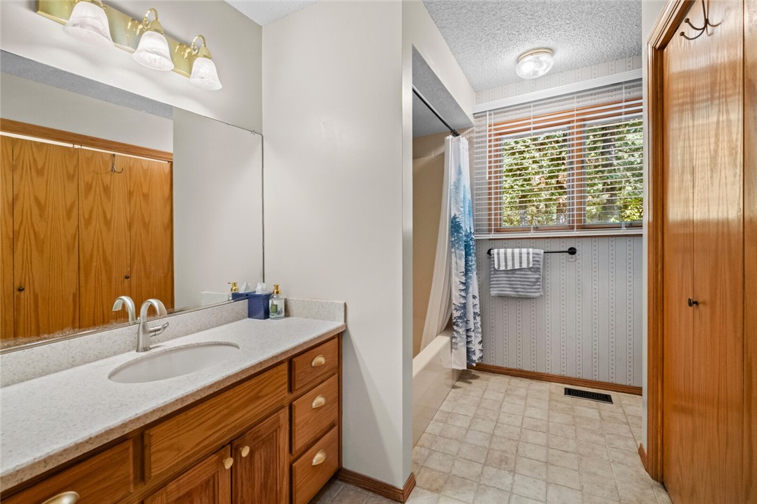 Kingswood Sub Bvv - Residential