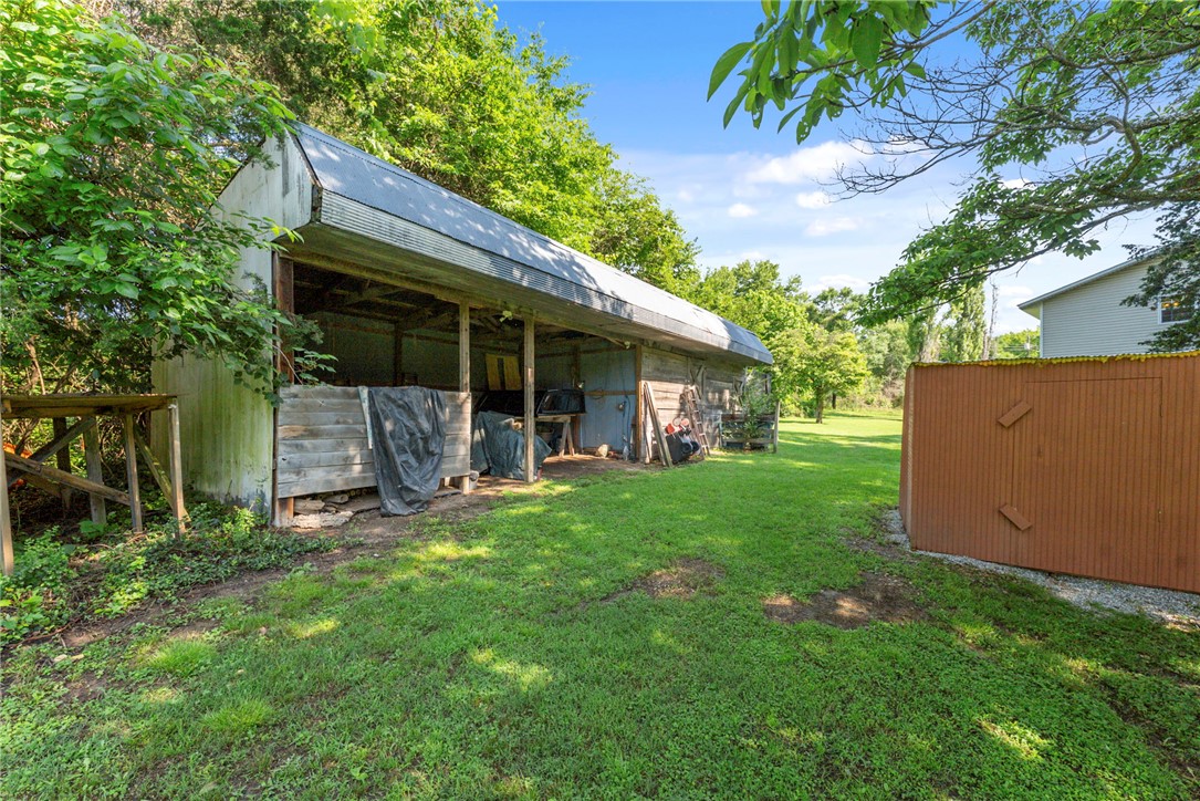 Lakeshore Manor - Residential