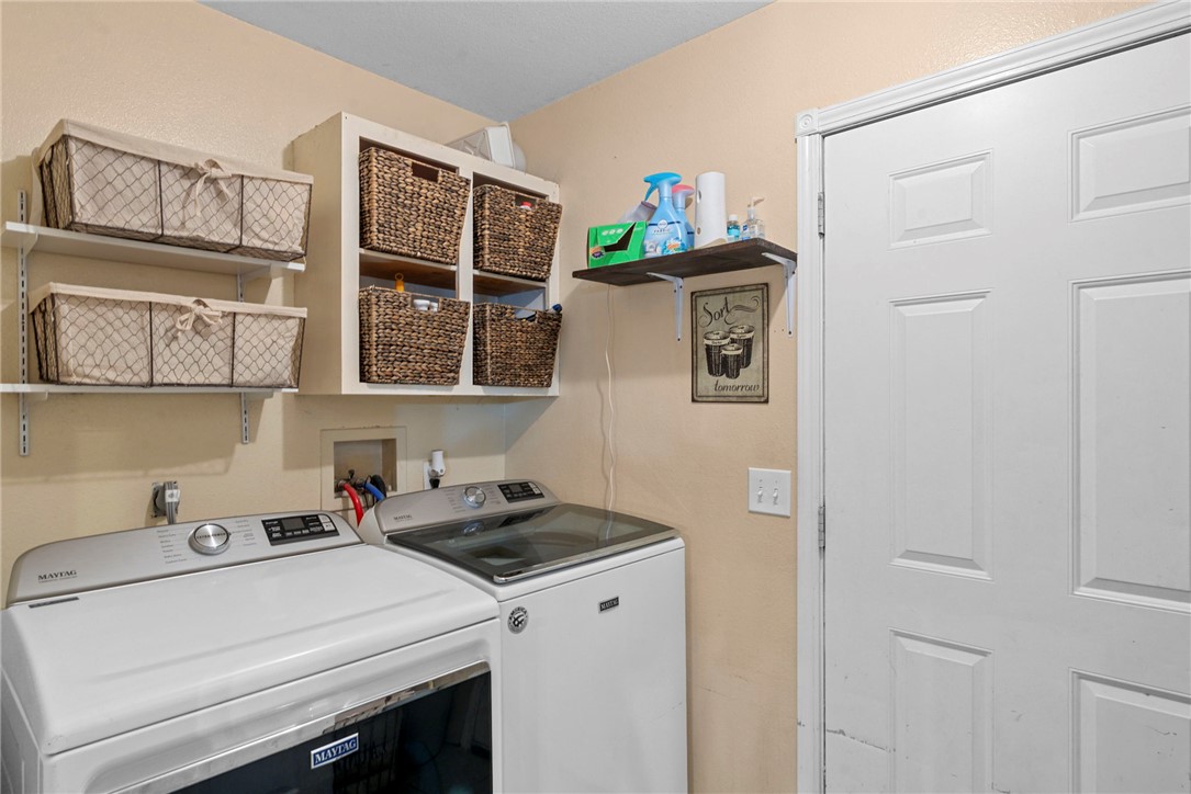 Lakeshore Manor - Residential