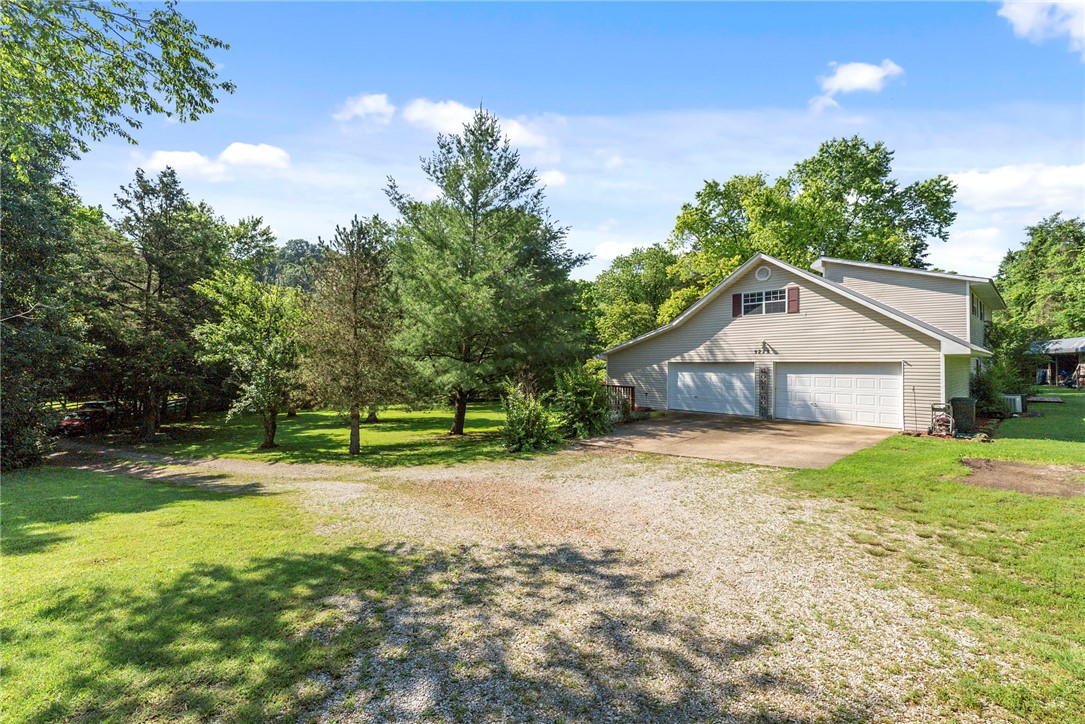 Lakeshore Manor - Residential