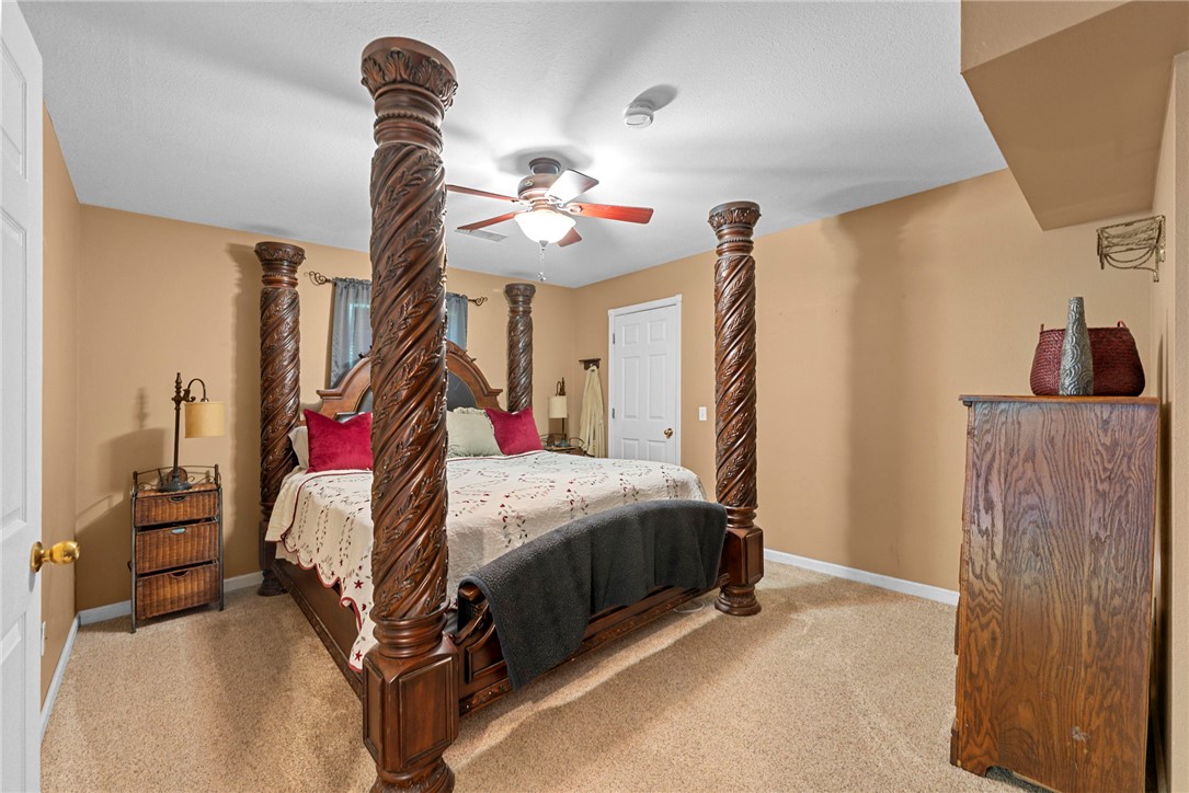 Lakeshore Manor - Residential