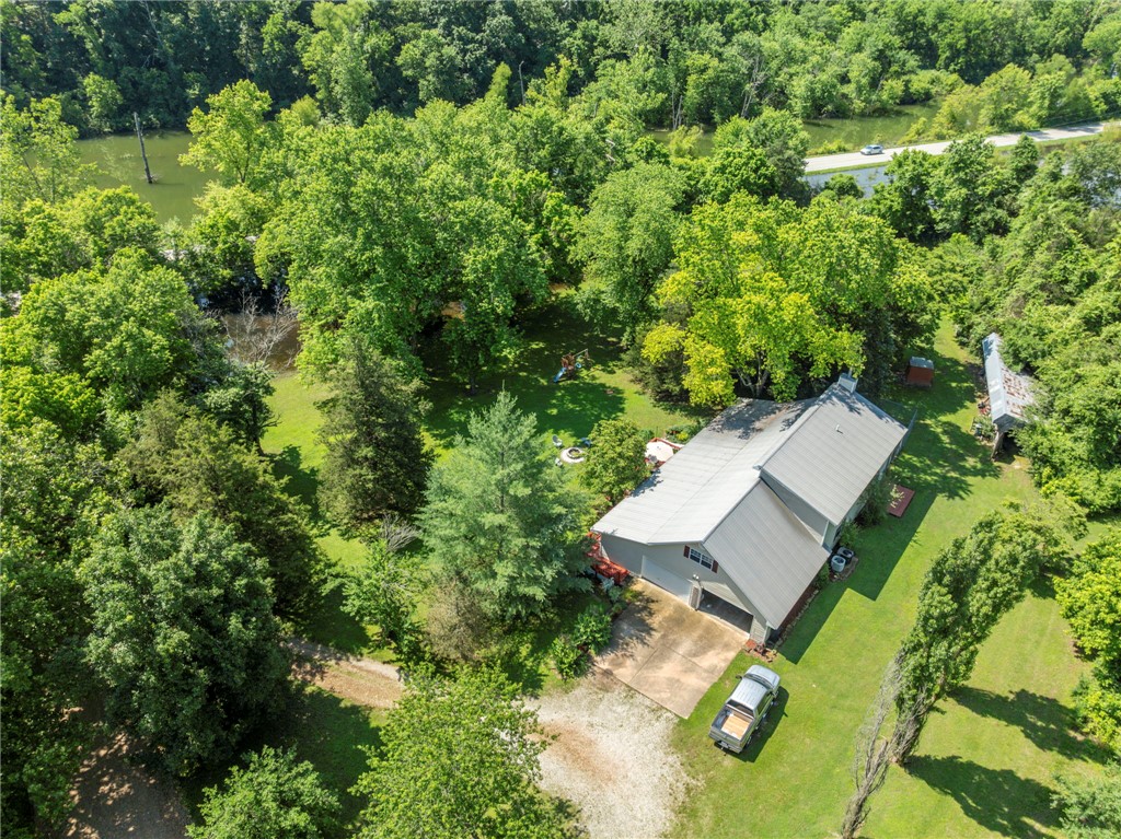 Lakeshore Manor - Residential