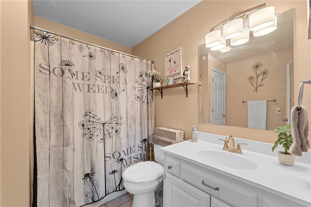 Lakeshore Manor - Residential