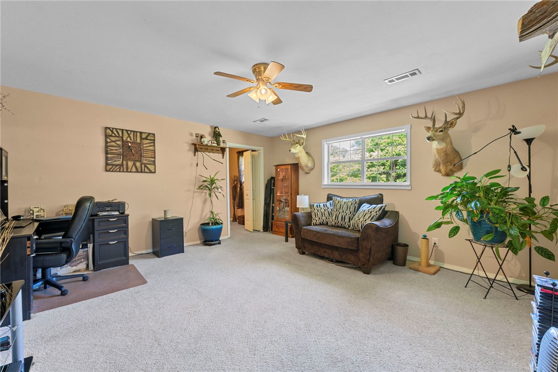 Lakeshore Manor - Residential