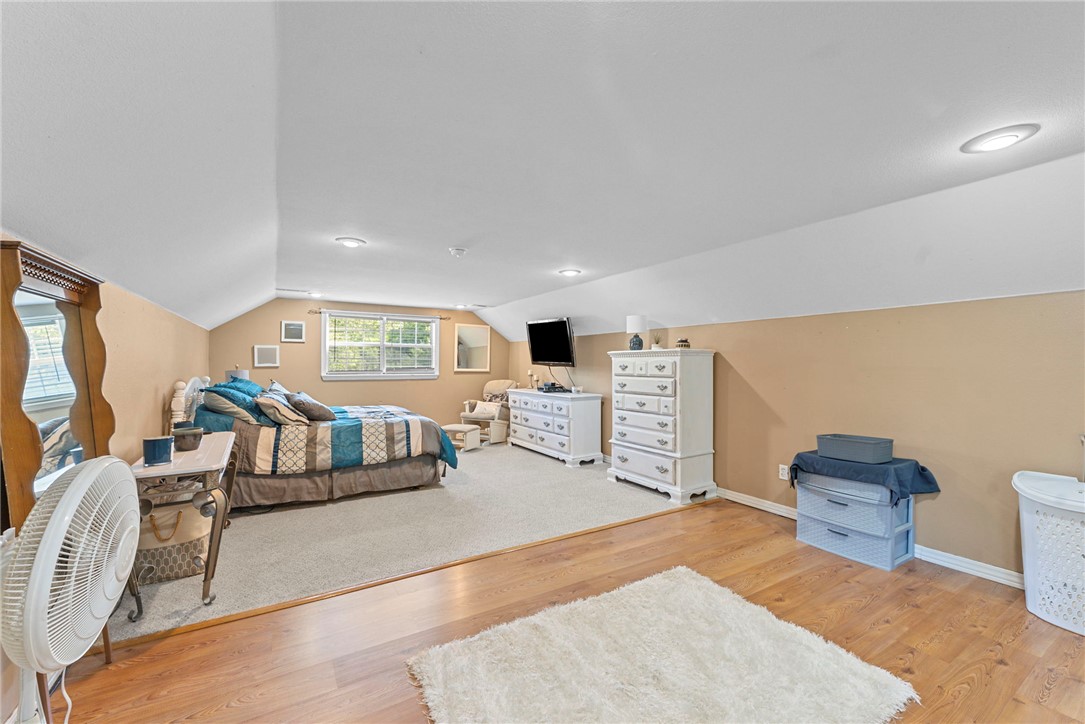 Lakeshore Manor - Residential