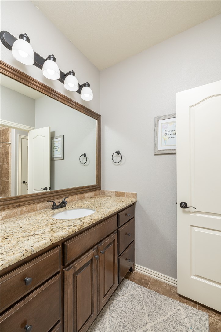 Waterford Estates At Hissom Ranch - Residential