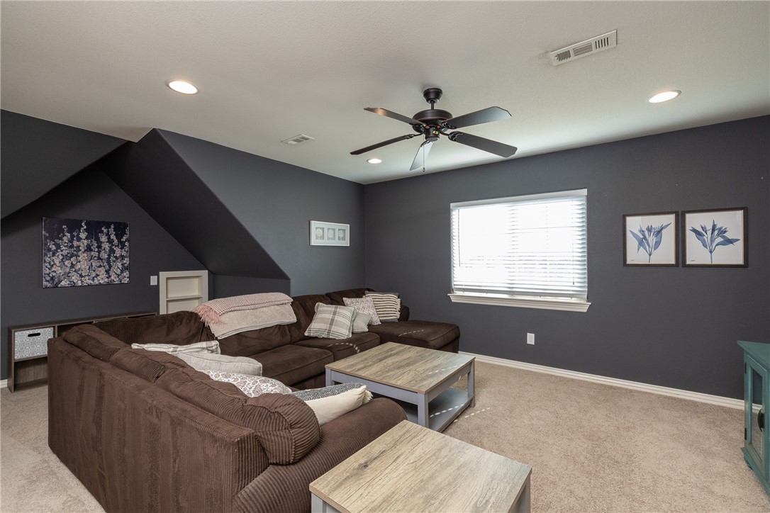 Waterford Estates At Hissom Ranch - Residential