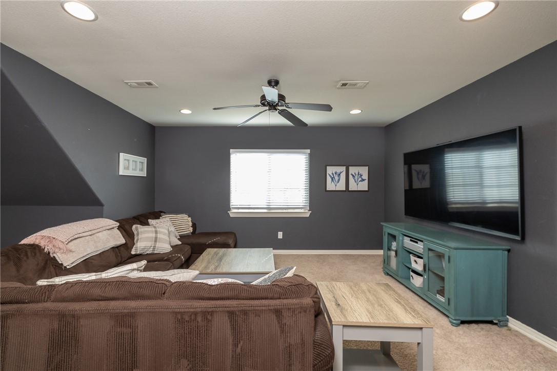 Waterford Estates At Hissom Ranch - Residential