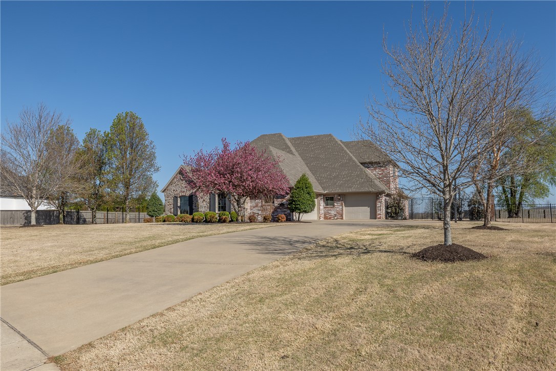 Waterford Estates At Hissom Ranch - Residential