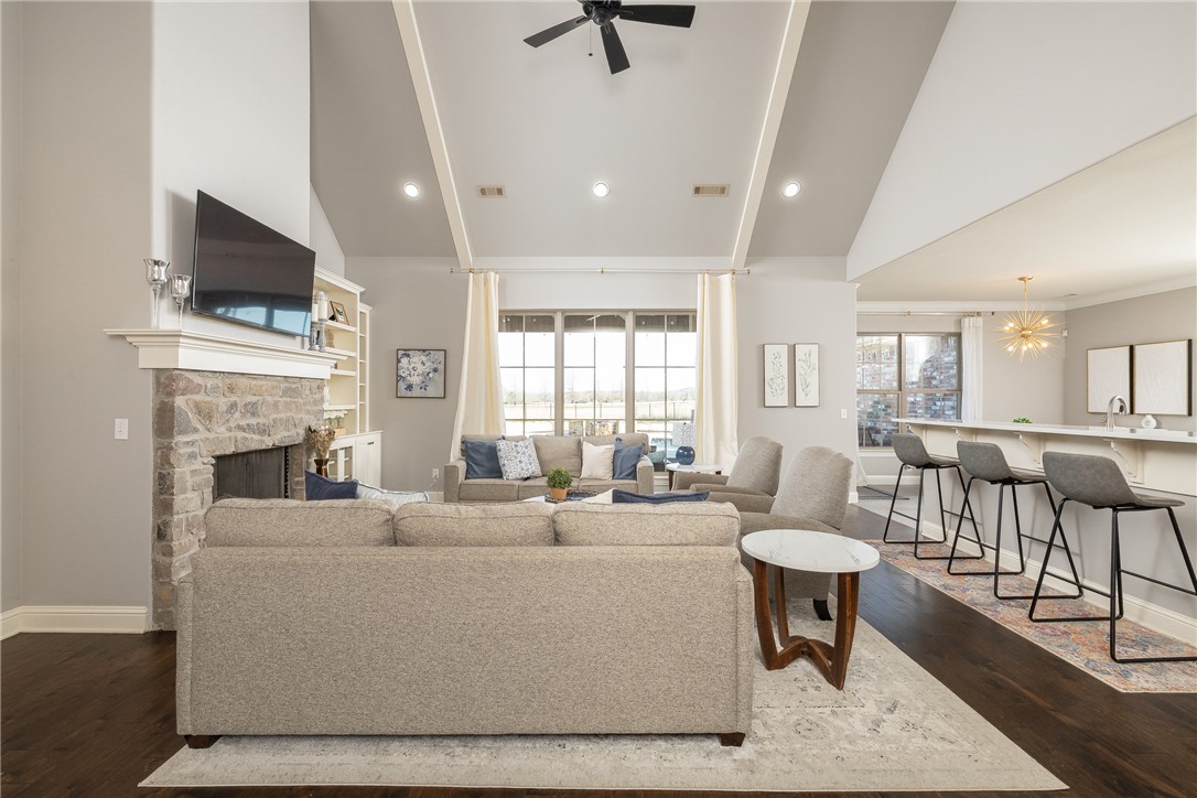 Waterford Estates At Hissom Ranch - Residential