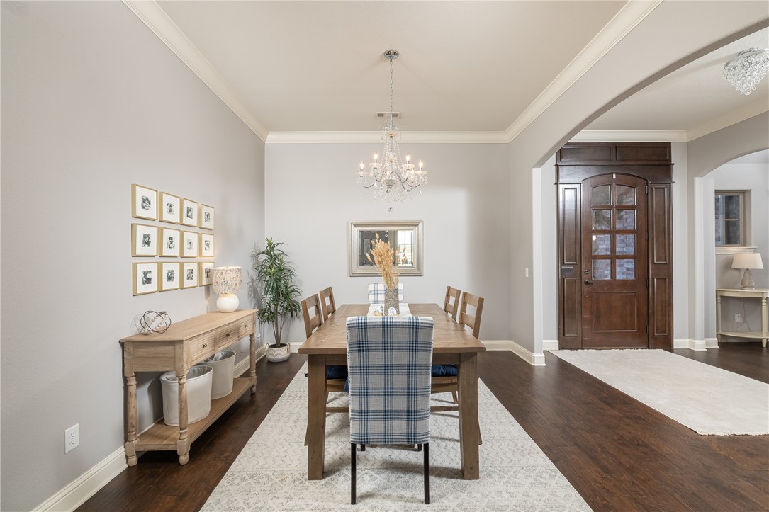 Waterford Estates At Hissom Ranch - Residential