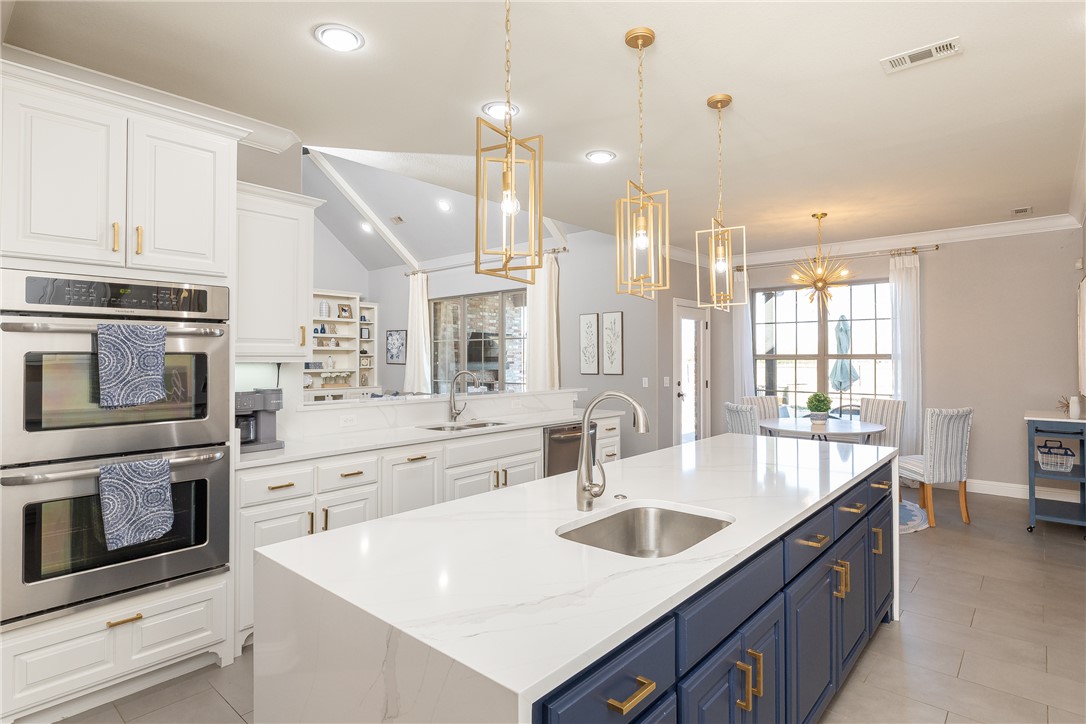 Waterford Estates At Hissom Ranch - Residential