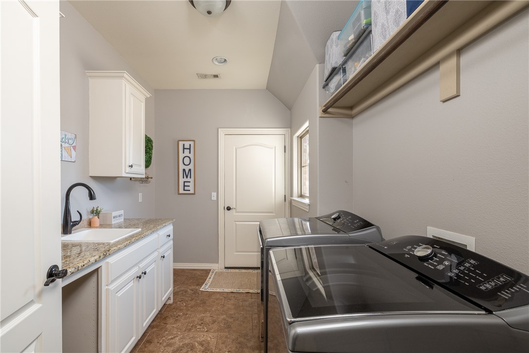 Waterford Estates At Hissom Ranch - Residential