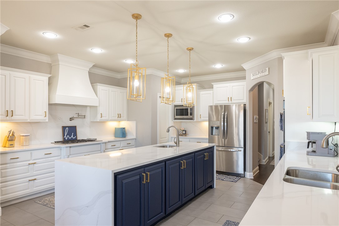 Waterford Estates At Hissom Ranch - Residential