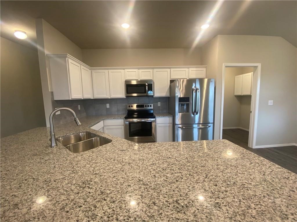 Crystal Spgs Village Ph I - Residential Lease