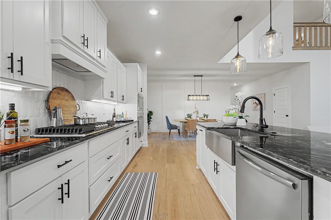 MAPLE ESTATES PH III-CENTERTON - Residential