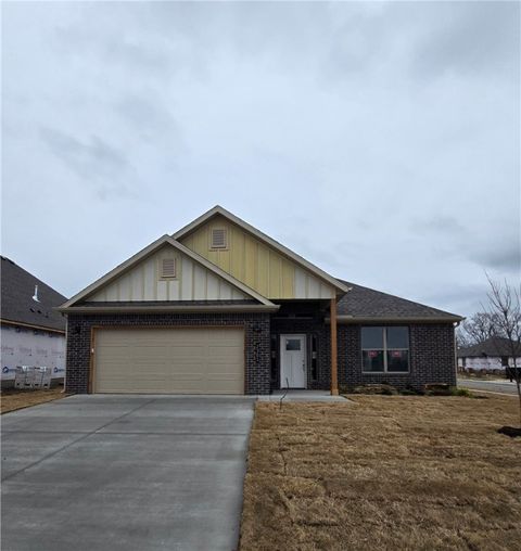 2301 Lexington Street Siloam Springs AR 72761