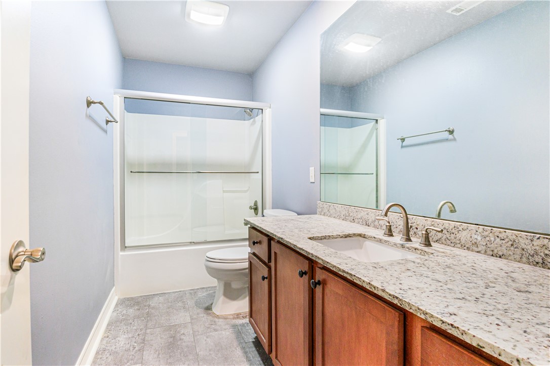 Homes At Oakmont Horizontal Prop Rogers - Residential