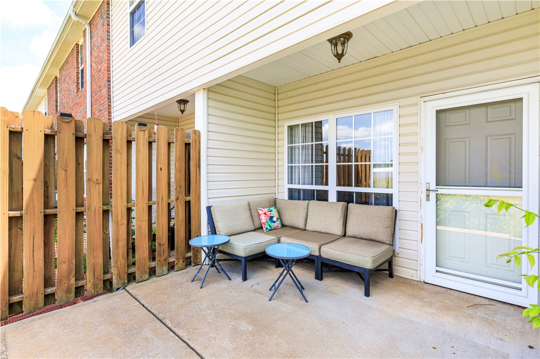 Homes At Oakmont Horizontal Prop Rogers - Residential