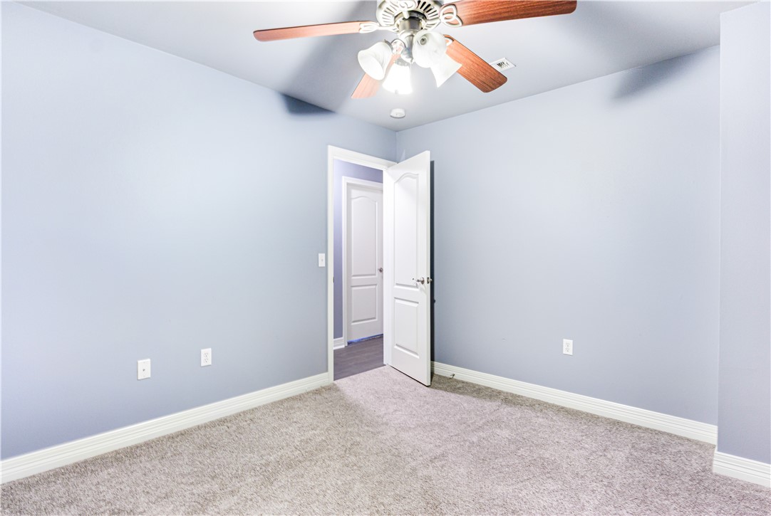 Homes At Oakmont Horizontal Prop Rogers - Residential