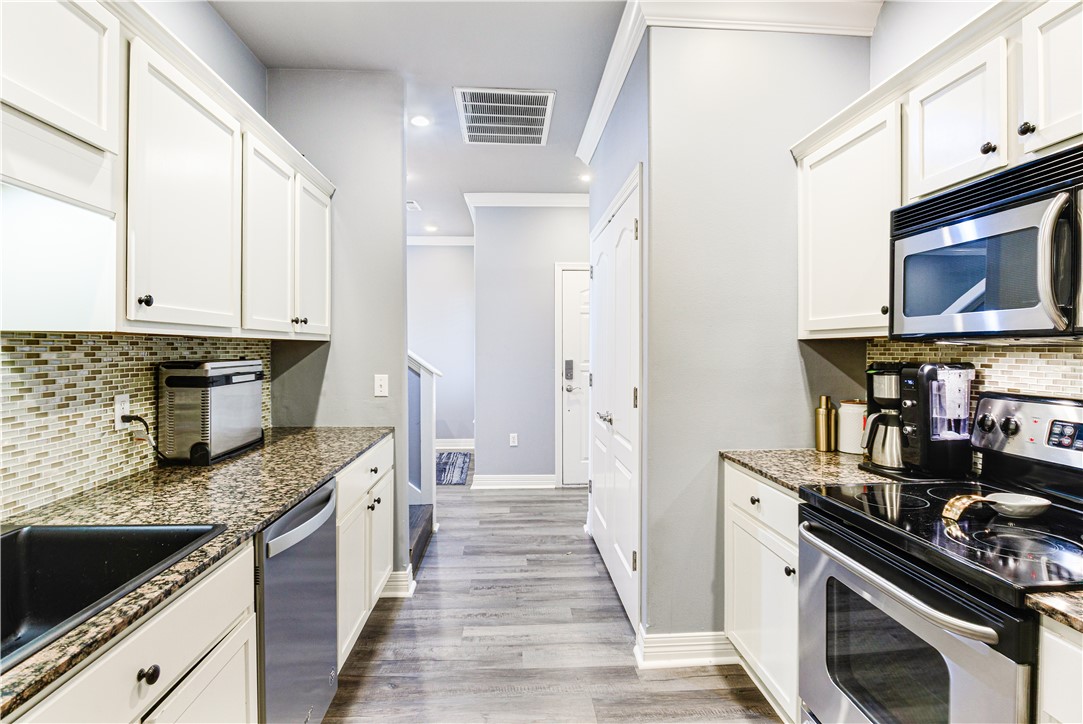 Homes At Oakmont Horizontal Prop Rogers - Residential