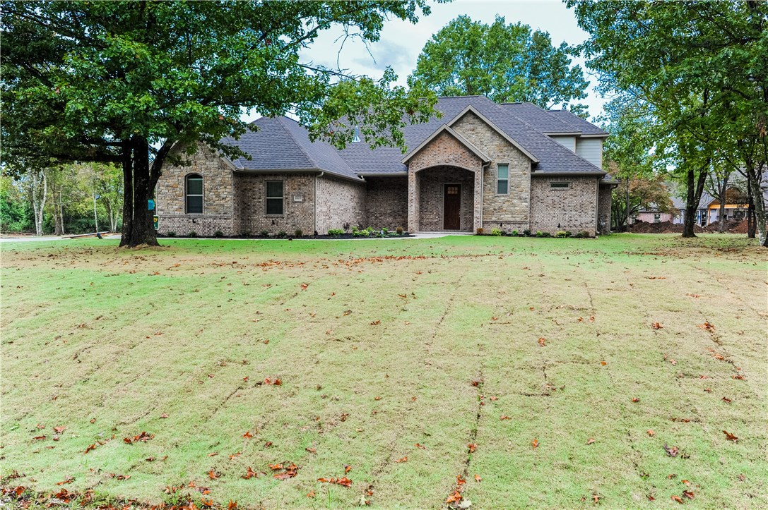 Hard to find new construction, on an acre, in a subdivision, with lots of trees, and city water. Quality built by Parsley Custom Homes. Act fast and pick remaining finishes. The home will be brick, custom cabinets, granite counters, hardwood floors, tile in wet areas, and a very nice trim package.
