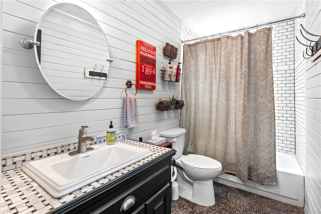 Holiday Island Unit 6 - Residential