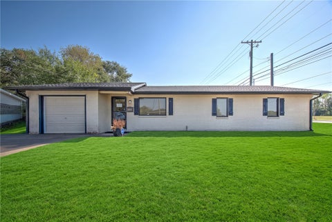 Photo of 1311 SE C Street, Bentonville, AR 72712 (MLS # 1362742)