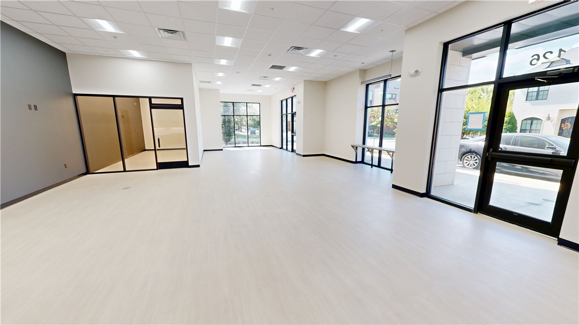 Youngs Add Bentonville - Commercial Lease