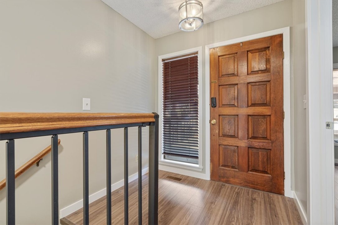 Townhouse Tct 2 A/K/A Drake Court Bvv - Residential