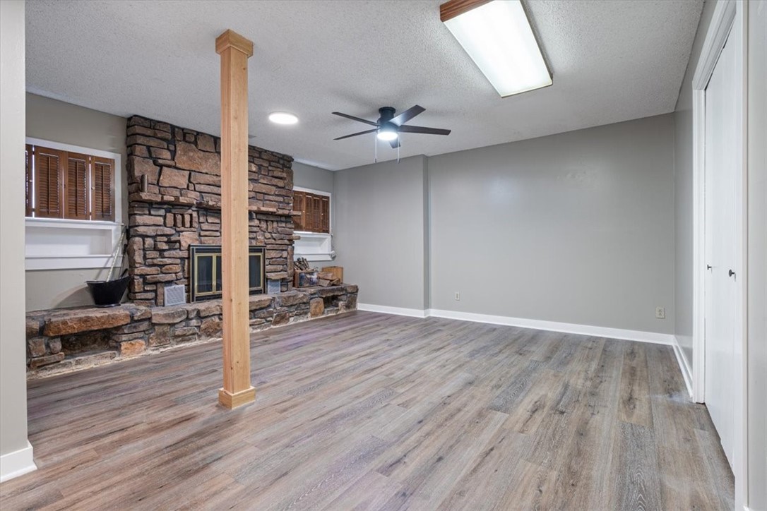 Townhouse Tct 2 A/K/A Drake Court Bvv - Residential