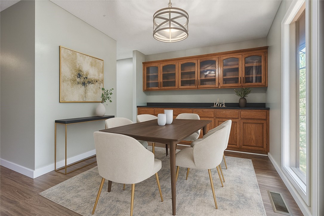 Townhouse Tct 2 A/K/A Drake Court Bvv - Residential