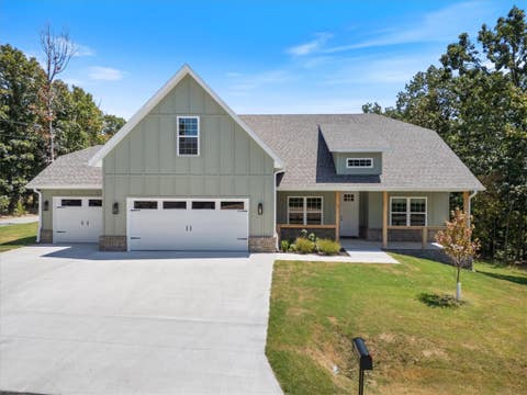 Photo of 1 Linfield Lane, Bella Vista, AR 72715 (MLS # 1358915)