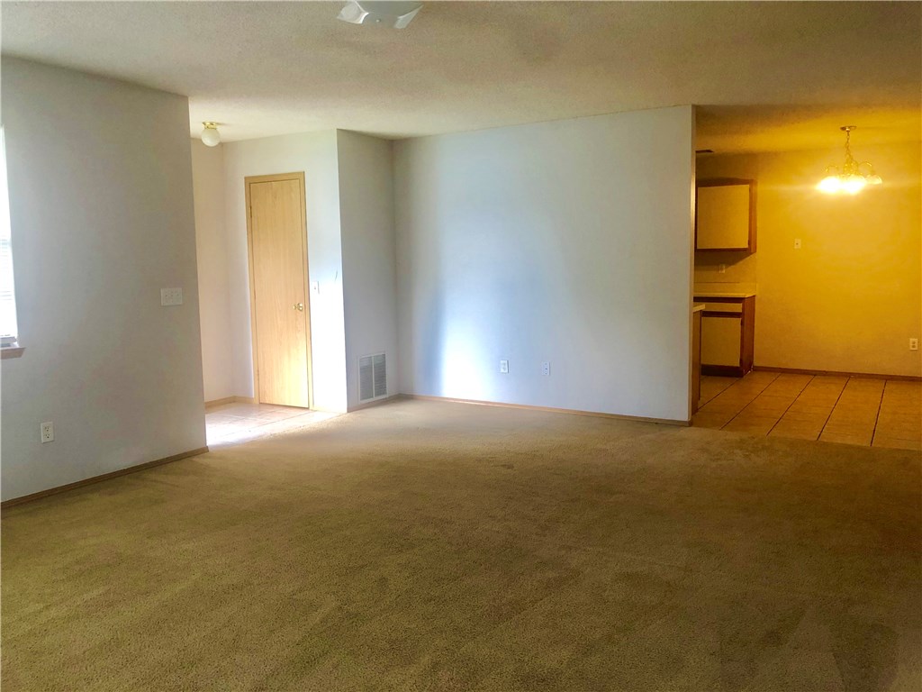 Southplains Village Rogers - Residential Income