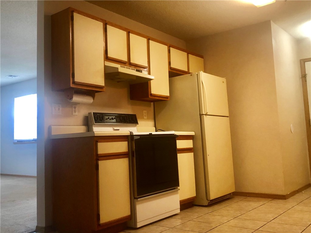 Southplains Village Rogers - Residential Income