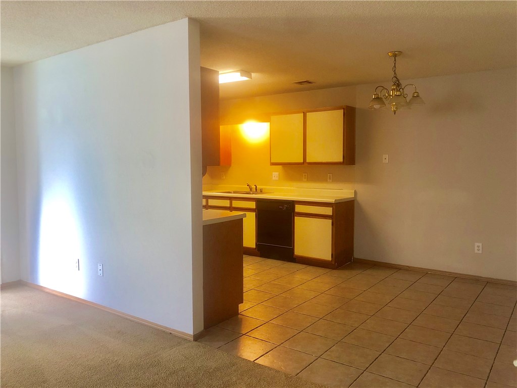 Southplains Village Rogers - Residential Income