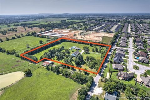 1802 S Liberty Bell Road Rogers AR 72758