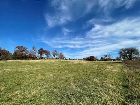 Unimproved Land in Fayetteville AR Tract 4 Zion Road 2.jpg