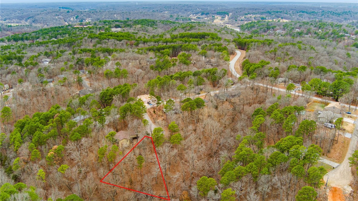 Perfect lot to build your quintessential Bella Vista home youāve been dreaming of with wooded views, peaceful wildlife, access to lakes for fishing, links for golfing, and trails for riding. Recent area developments has made this the best time to invest here as many consider Bella Vista to be the prettiest place in Northwest Arkansas which is inarguably one the most beautiful areas in the entire country.
Donāt delay, start living your Bella Vista dream today!