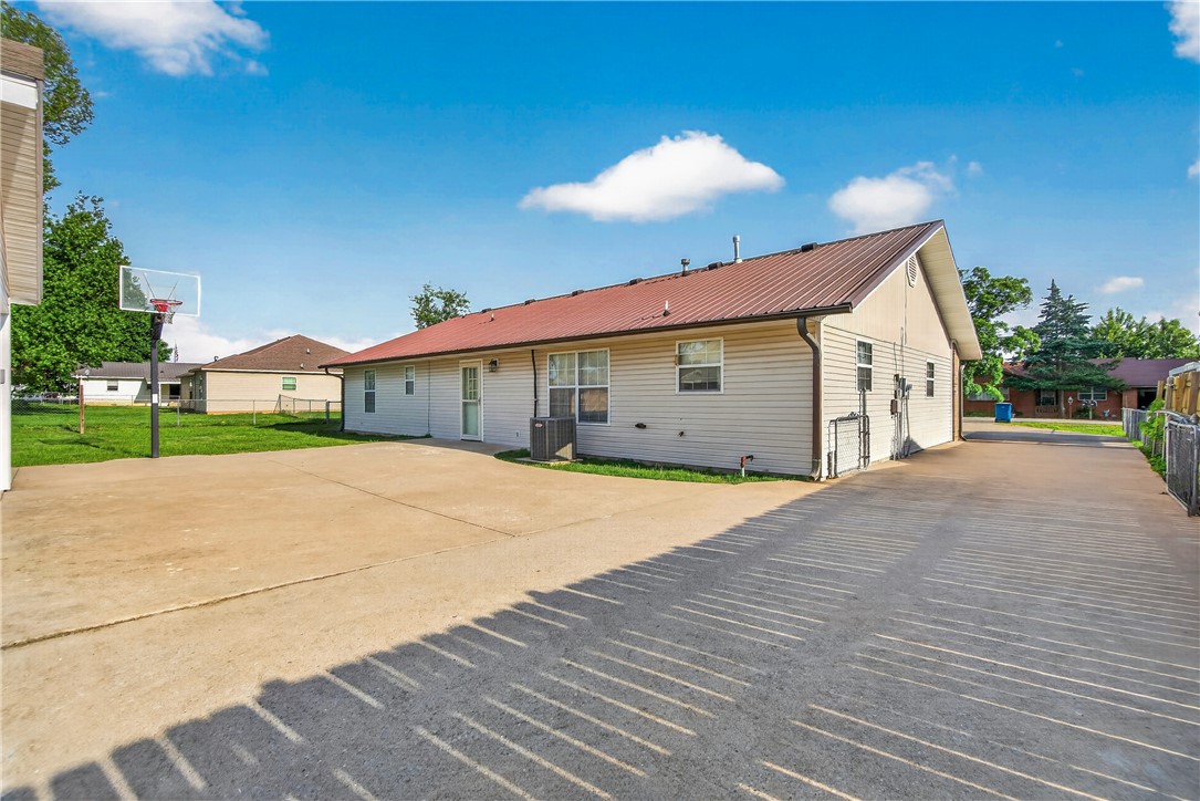 Town & Country Sub-Pea Ridge - Residential